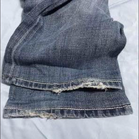 Women’s 28 x 32” Miss Me Boot jeans - Picture 10 of 10